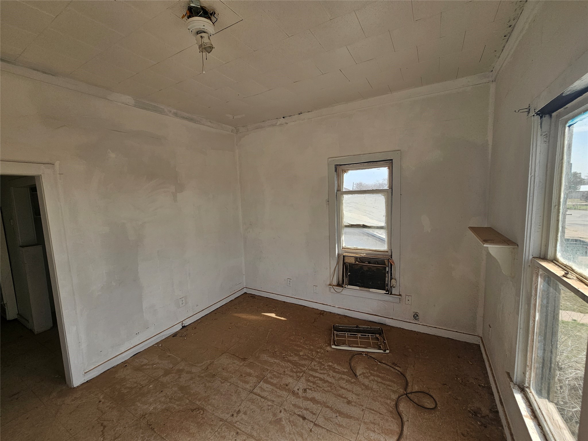 605 East 13th Street Big Spring, TX 79720 - Photo 12 of 23