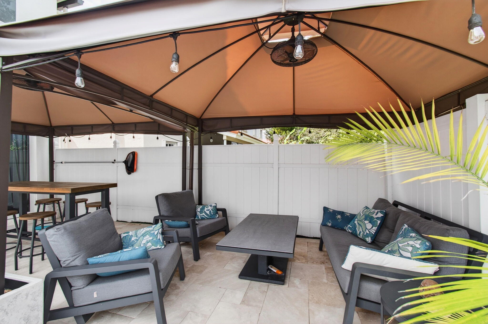 10679 Palm Spring Drive Boca Raton, FL 33428 - Photo 5 of 57 90-web-or-mls-DSC_8250