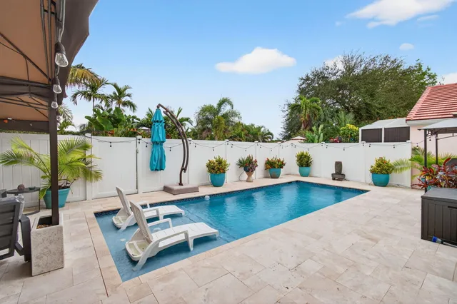 $850,000 | 10679 Palm Spring Drive, Boca Raton, FL 33428