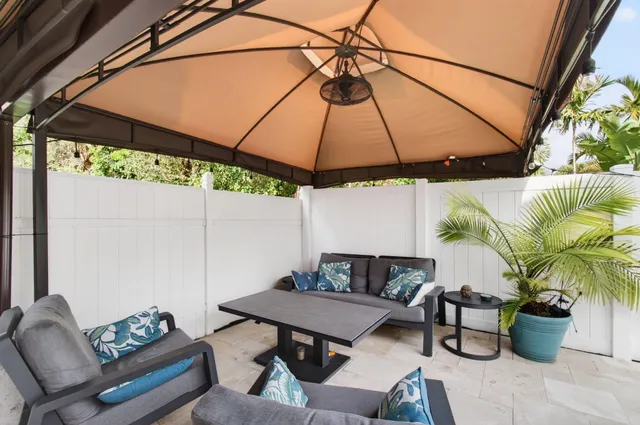 $850,000 | 10679 Palm Spring Drive, Boca Raton, FL 33428