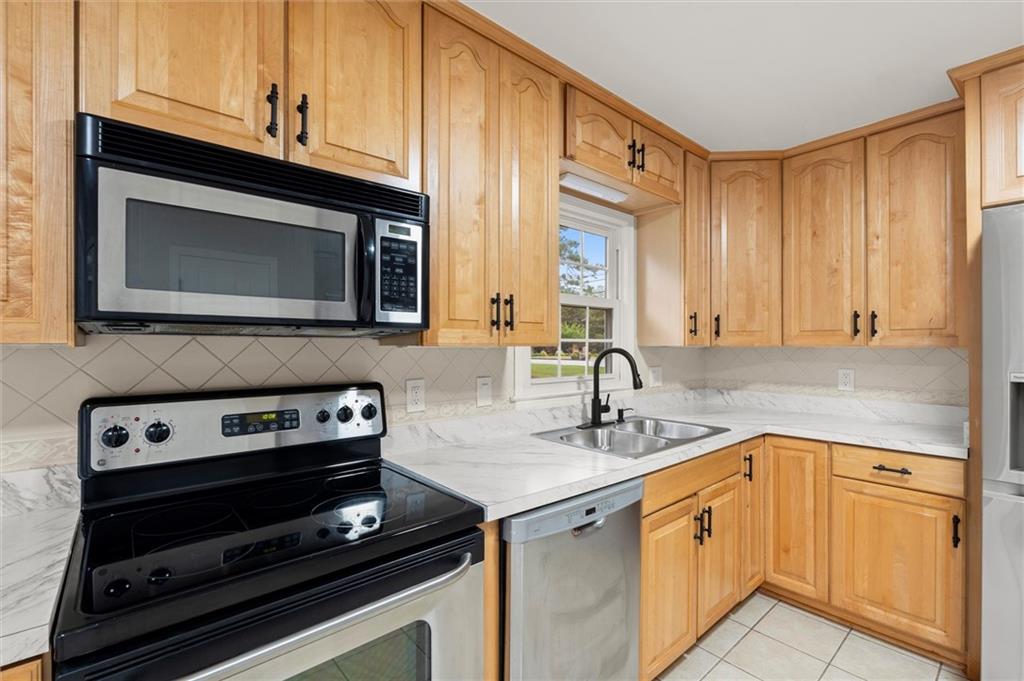 3220 Casteel Road Marietta, GA 30062 - Photo 7 of 37