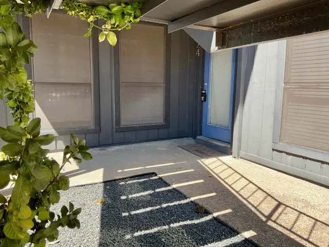 $1,195 | 909 Reinli Street, Unit 124, Austin, TX 78751