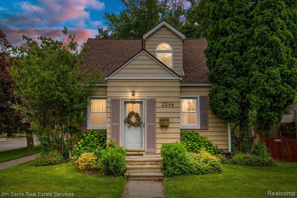 2244 Hampton Road Grosse Pointe, MI 48236 - Photo 26 of 26