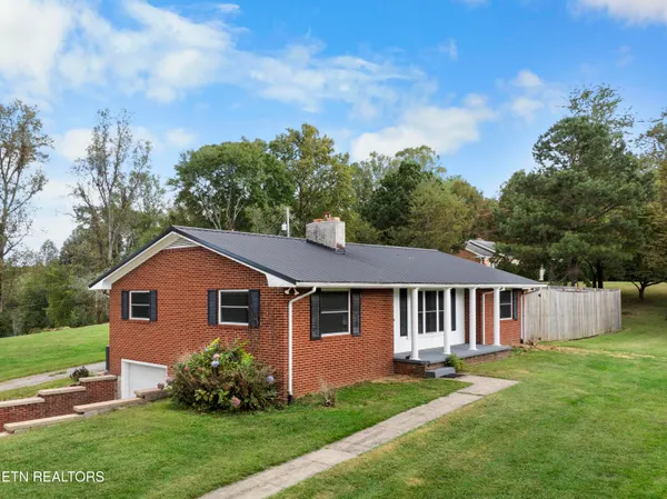 $298,500 | 328 Edgewood Drive, La Follette, TN 37766