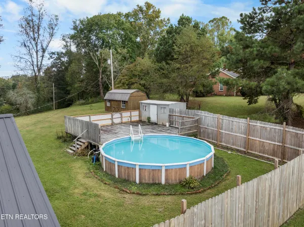 $298,500 | 328 Edgewood Drive, La Follette, TN 37766