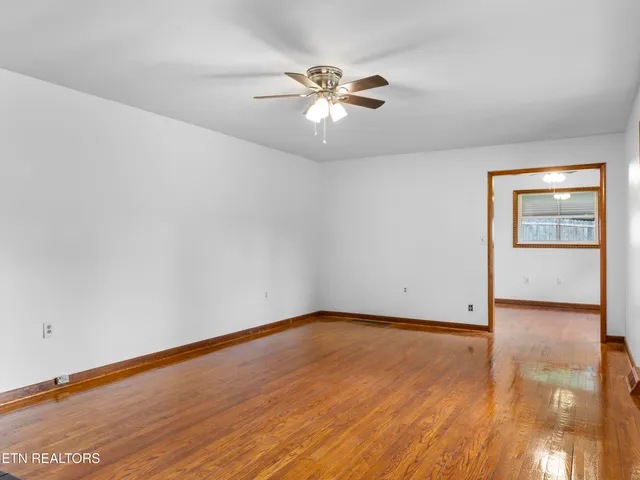 $298,500 | 328 Edgewood Drive, La Follette, TN 37766