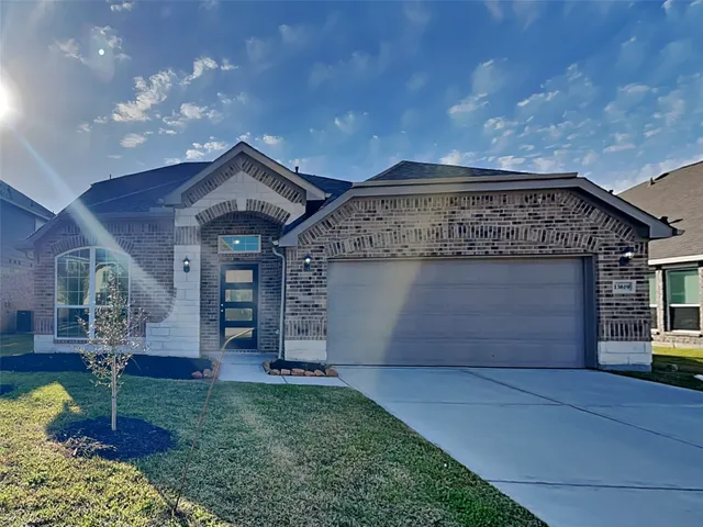 $2,196 | 13619 Sloth Bear Court, Crosby, TX 77532