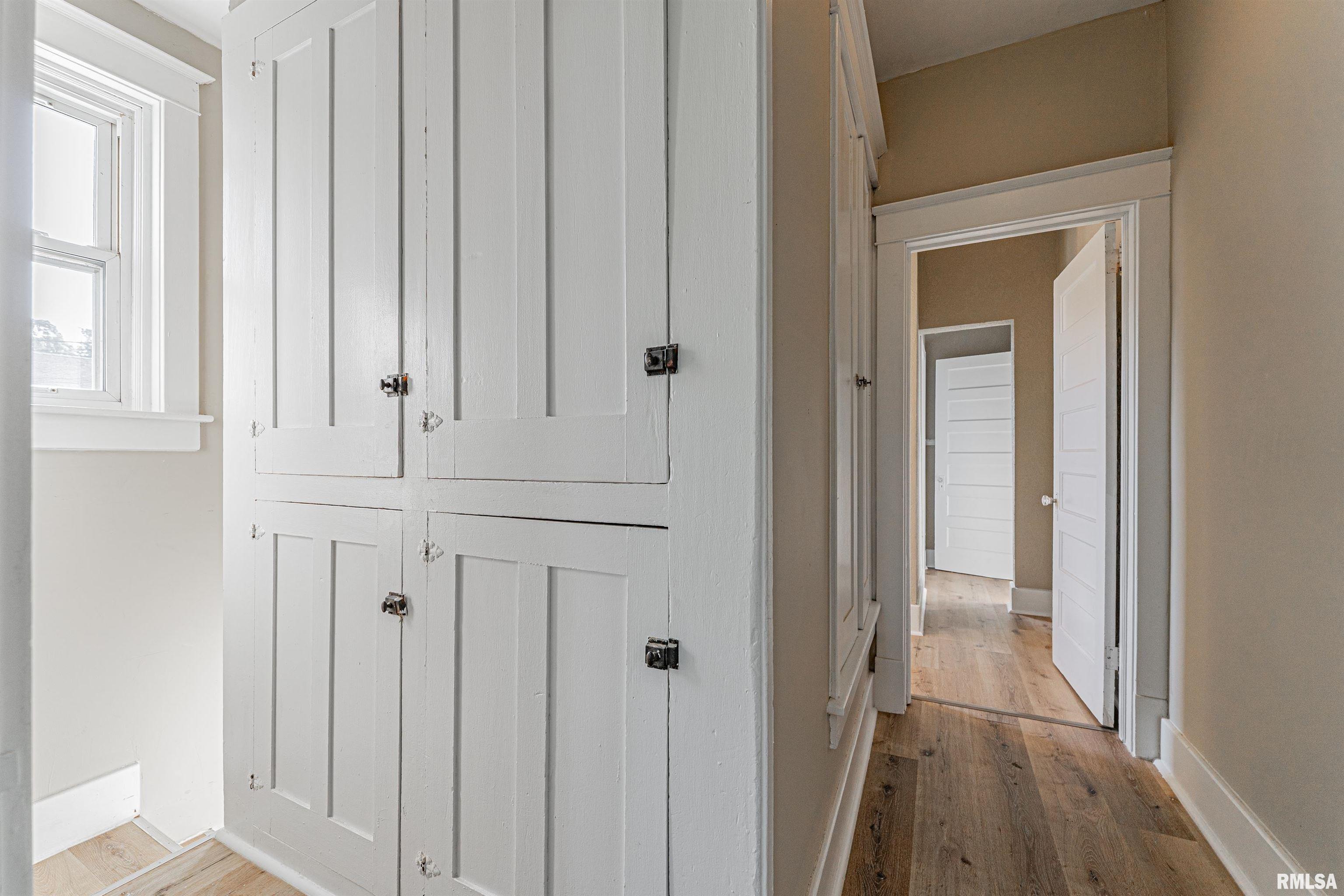 929 Decatur Street Lincoln, IL 62656 - Photo 13 of 29