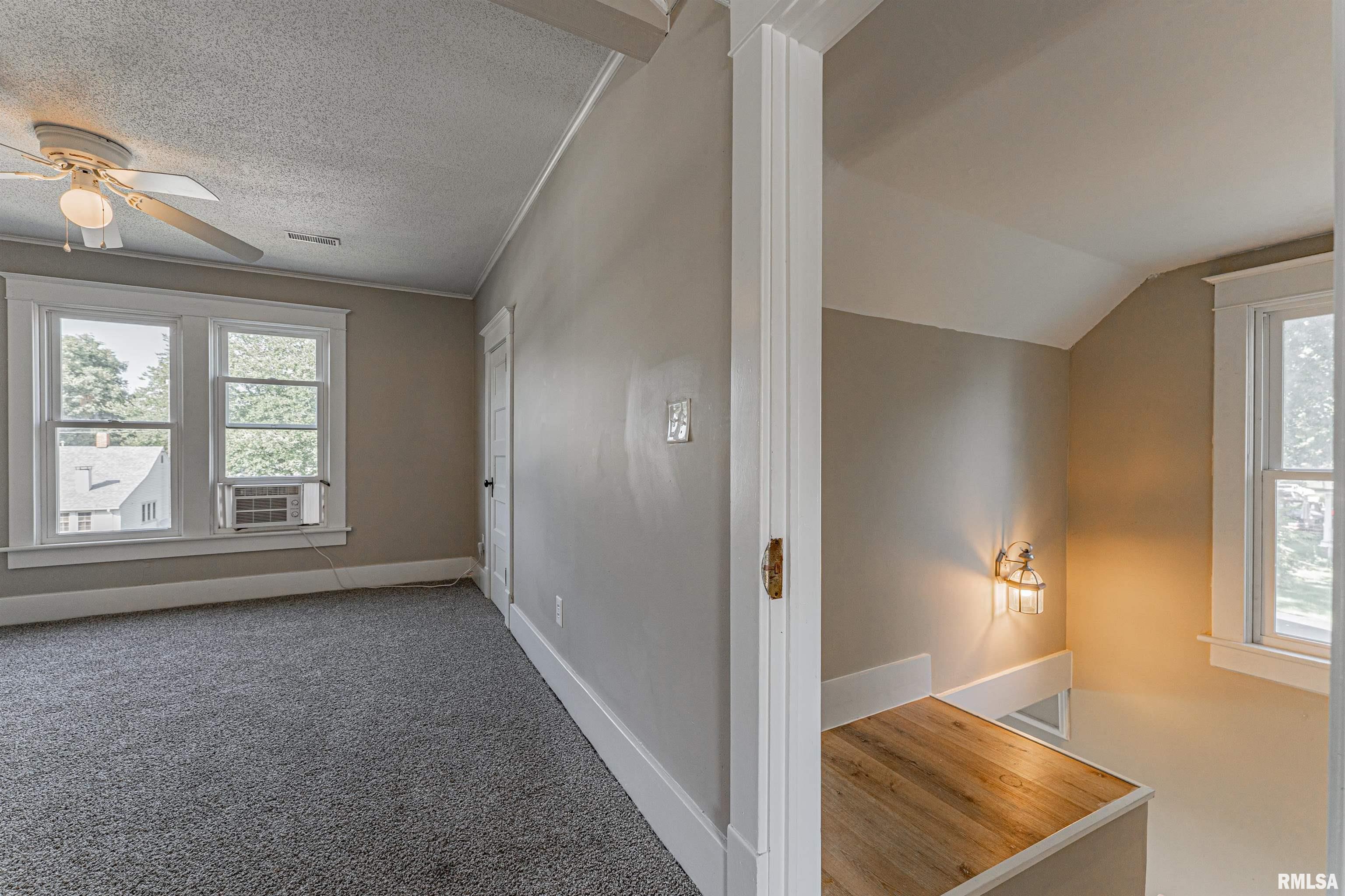 929 Decatur Street Lincoln, IL 62656 - Photo 19 of 28