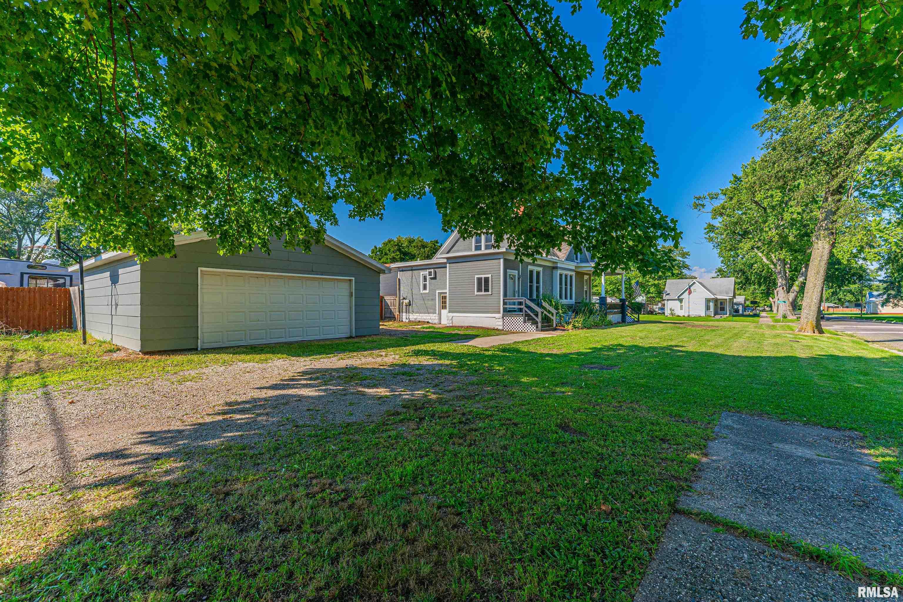 929 Decatur Street Lincoln, IL 62656 - Photo 25 of 29