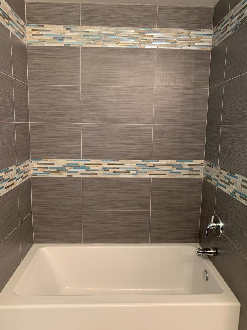 41 East 8th Street, Unit 1902 Chicago, IL 60605 - Photo 20 of 33