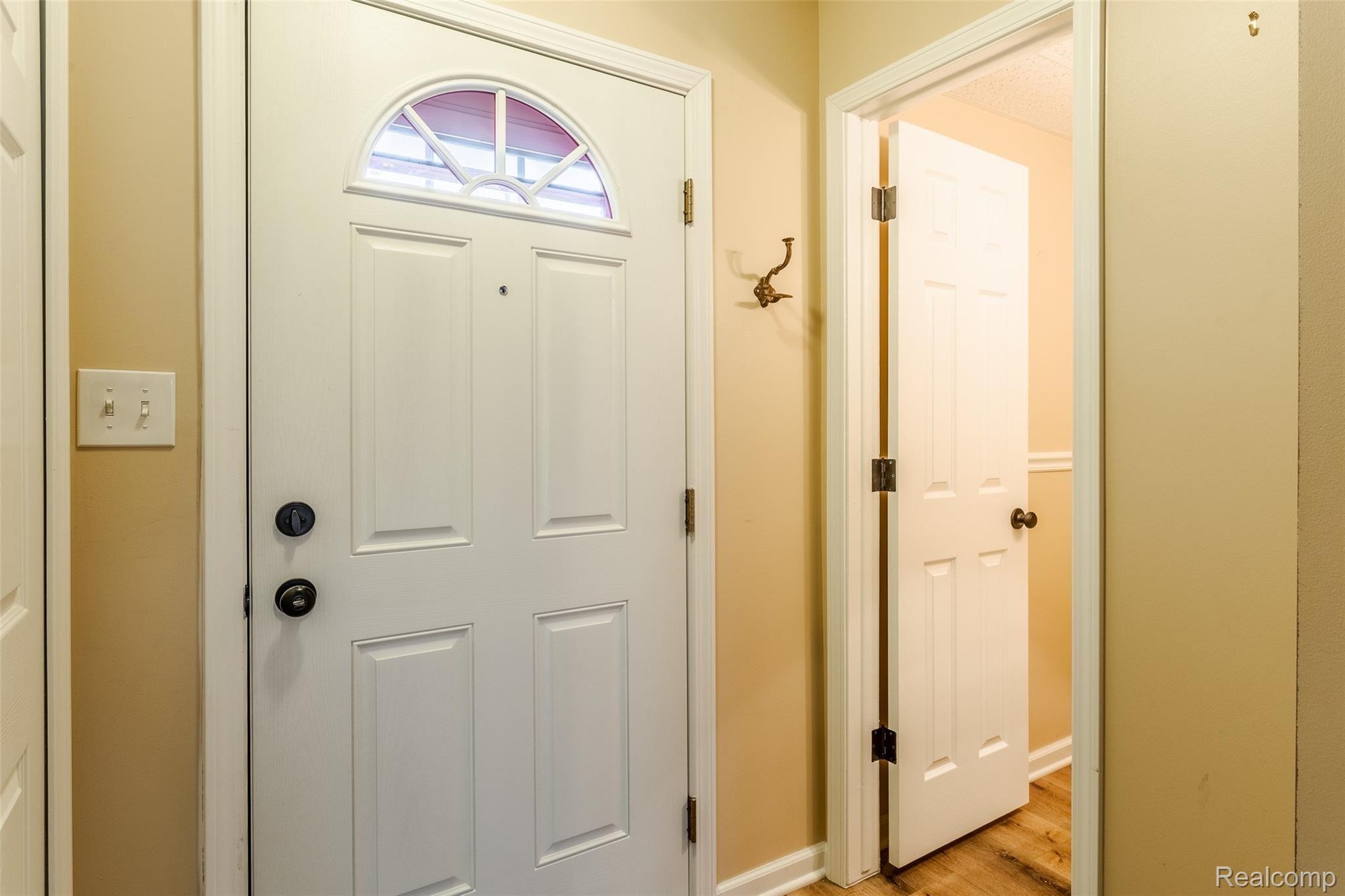 1206 Marseille Court Rochester, MI 48307 - Photo 5 of 21 Marseille-5.jpg