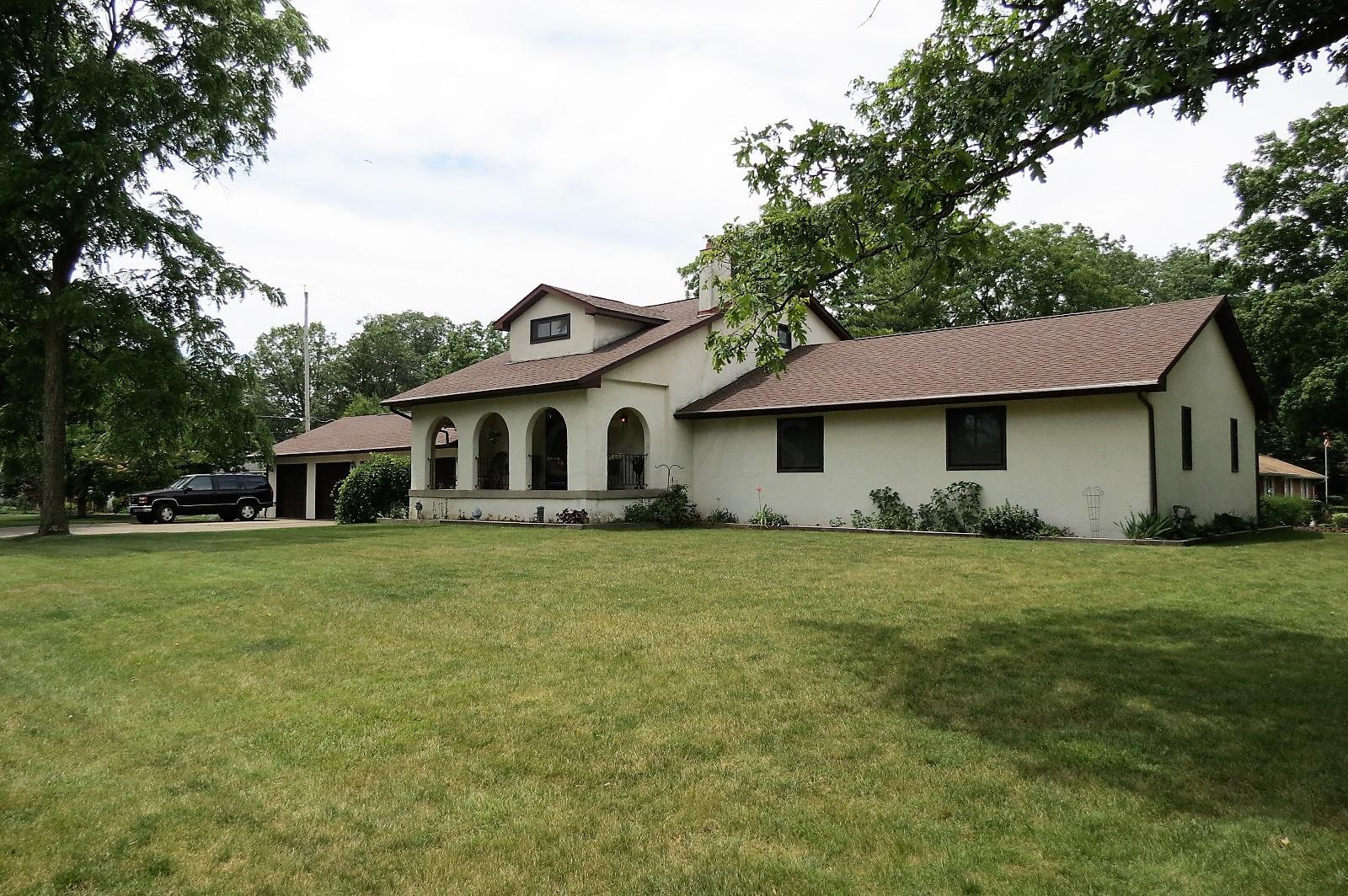 1031 Cole Road Galloway, OH 43119 - Photo 1 of 23 Gallery Image 1