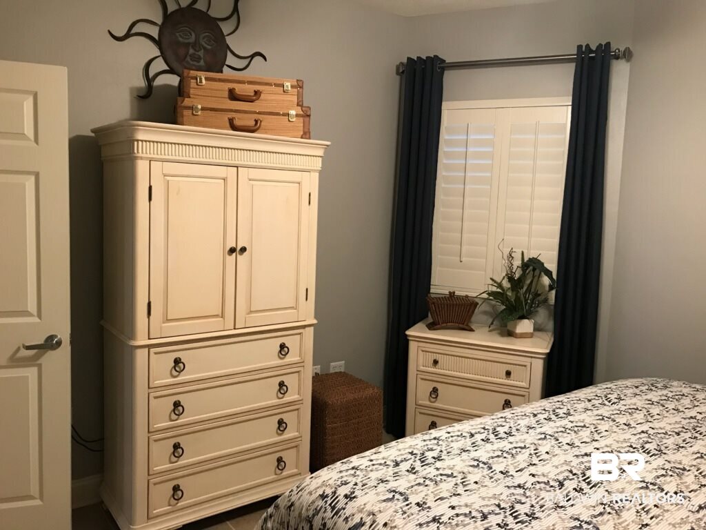 27800 Canal Road, Unit 216 Orange Beach, AL 36561 - Photo 10 of 34 Guest Bedroom