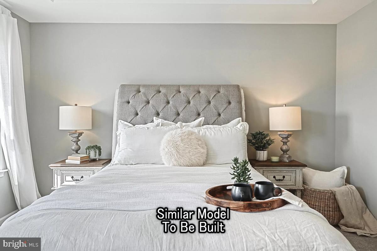 Blue Ridge Waynesboro, PA 17268 - Photo 21 of 47 a bedroom with a bed and lamp