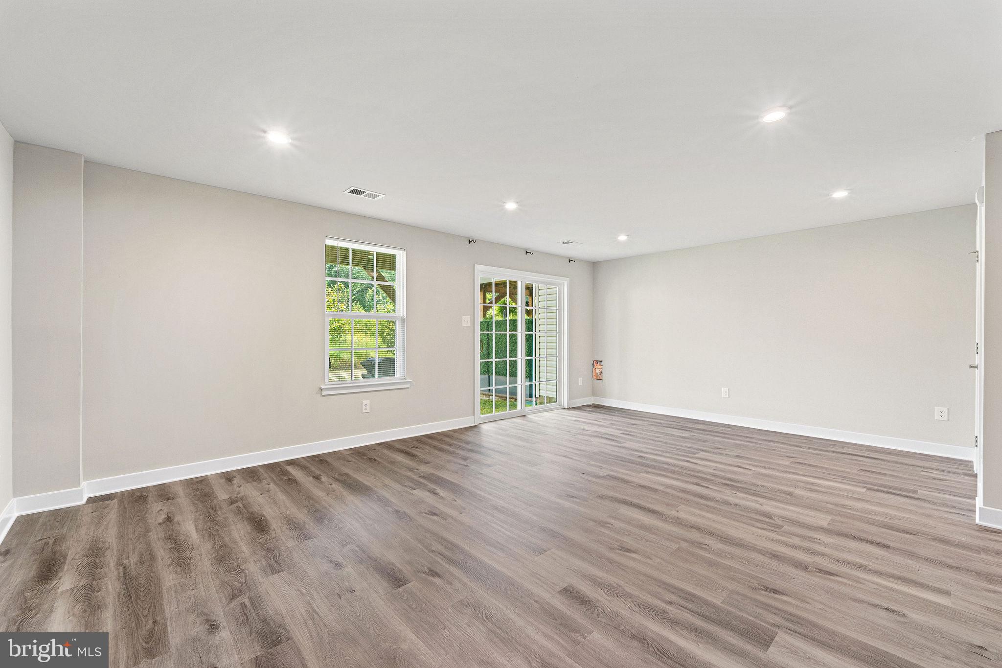 2 Sparrow Circle Sewell, NJ 08080 - Photo 4 of 24 Spacious room with natural light.