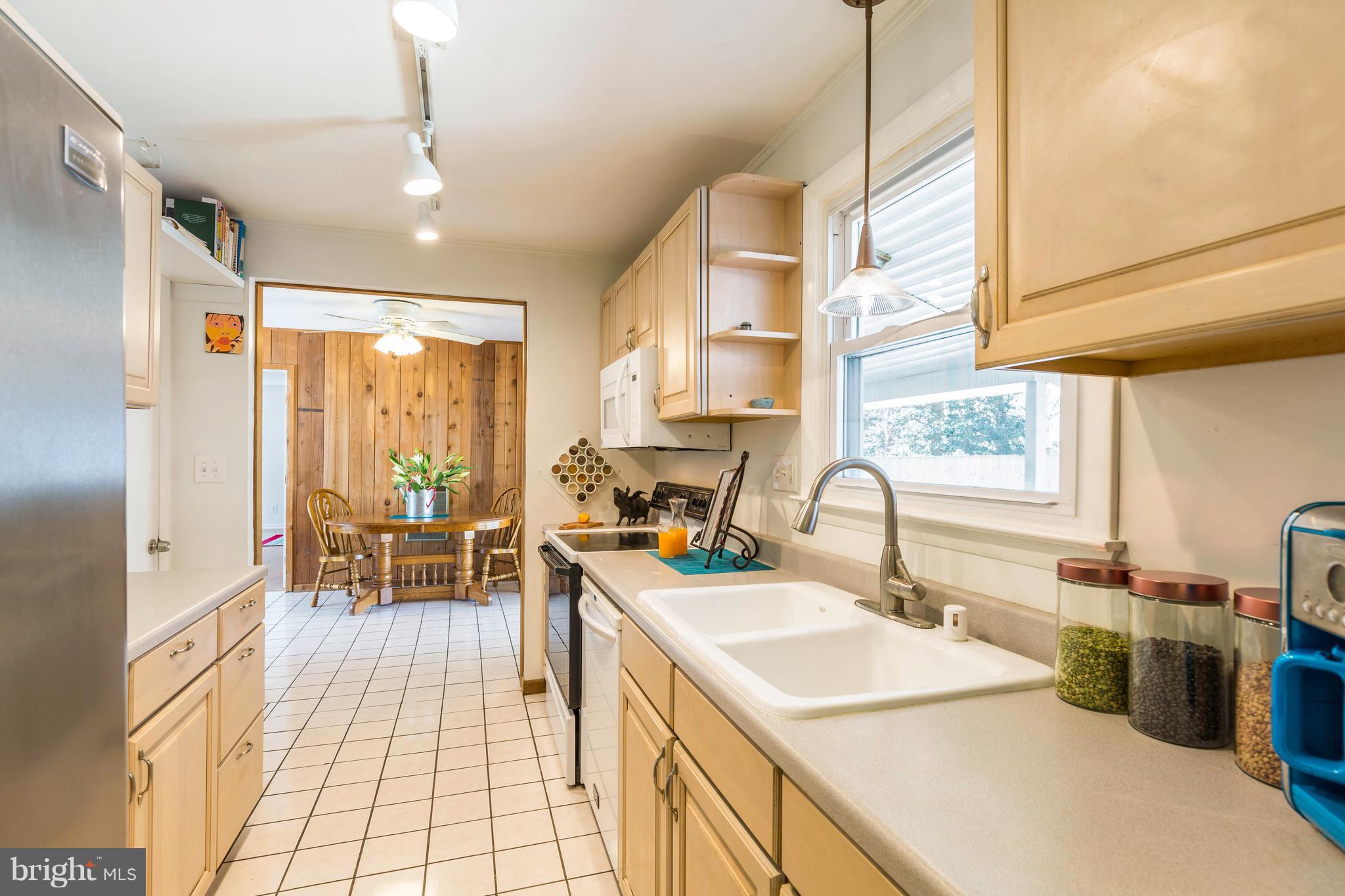 762 Dividing Road Severna Park, MD 21146 - Photo 5 of 30 Kitchen