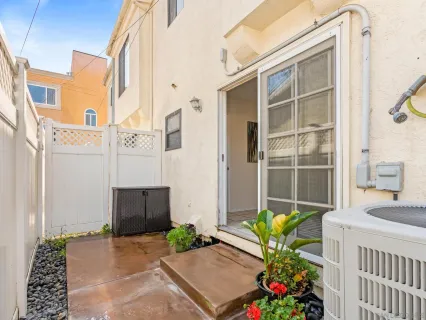 $1,495,000 | 863 Agate Street, Unit 4, San Diego, CA 92109