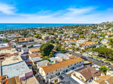$1,495,000 | 863 Agate Street, Unit 4, San Diego, CA 92109
