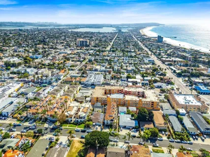 $1,495,000 | 863 Agate Street, Unit 4, San Diego, CA 92109
