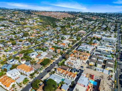 $1,495,000 | 863 Agate Street, Unit 4, San Diego, CA 92109