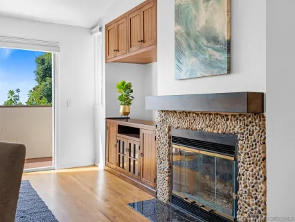 $1,495,000 | 863 Agate Street, Unit 4, San Diego, CA 92109