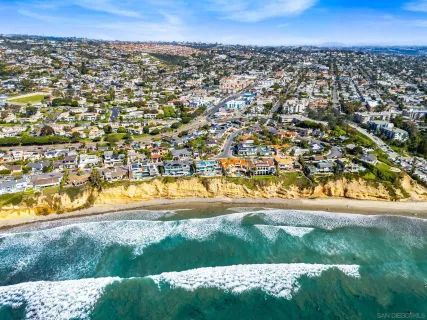 $1,495,000 | 863 Agate Street, Unit 4, San Diego, CA 92109