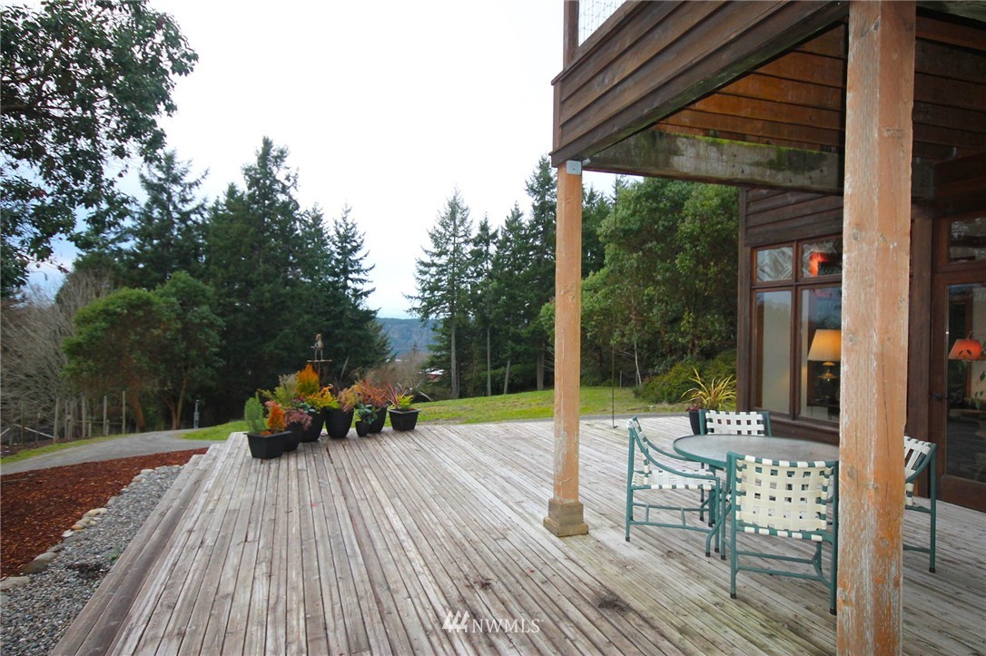 18826 Robinwood Road Southwest Vashon, WA 98070 - Photo 18 of 25 Gallery Image 18