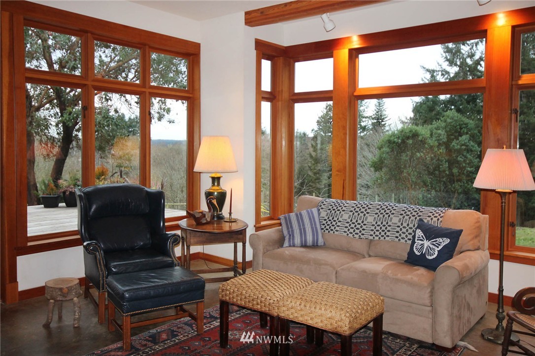 18826 Robinwood Road Southwest Vashon, WA 98070 - Photo 6 of 25 Gallery Image 6
