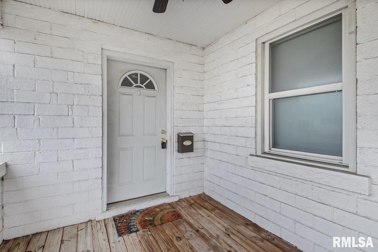 3822 North Prospect Road Peoria, IL 61603 - Photo 3 of 15 Gallery Image 3