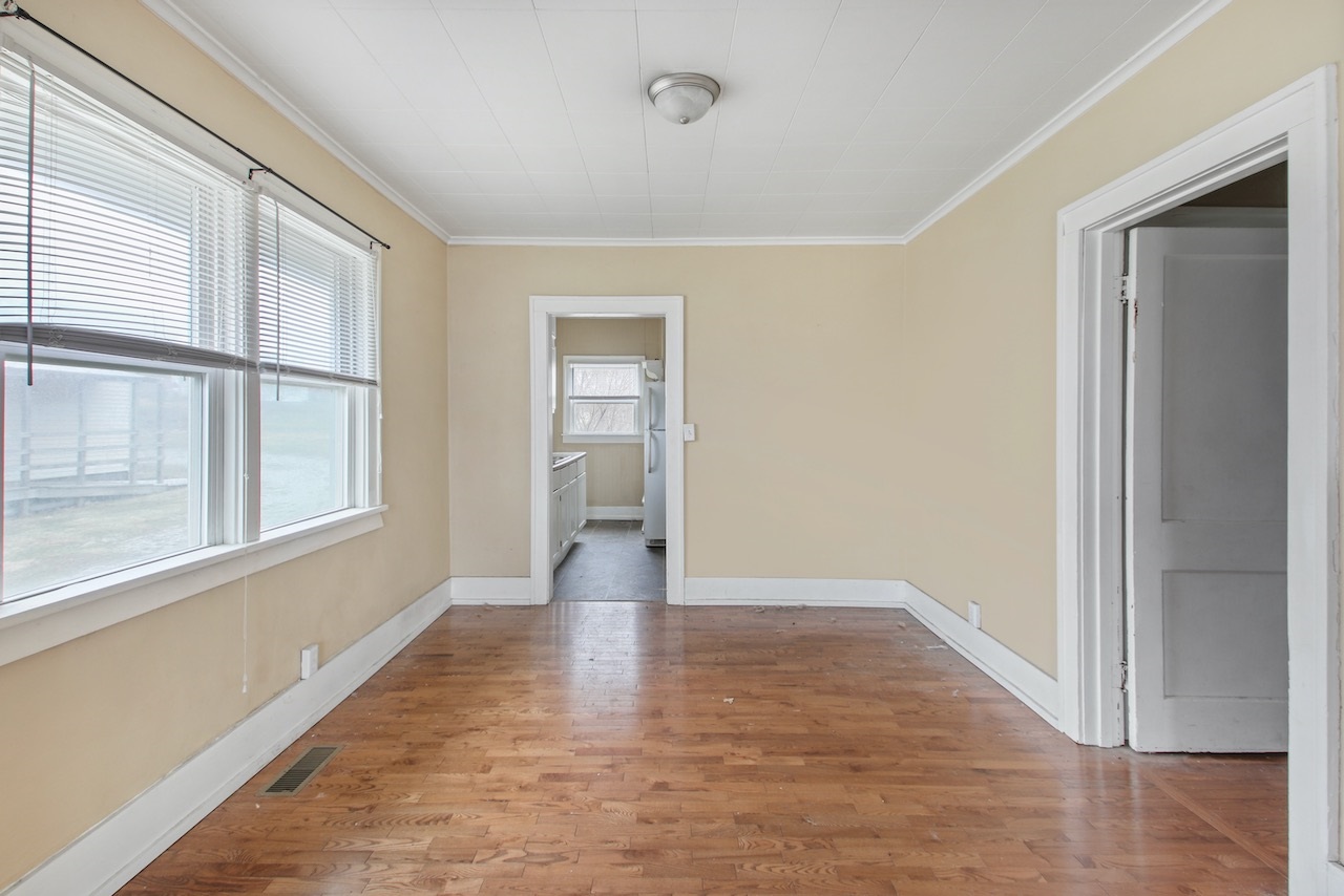 3822 North Prospect Road Peoria, IL 61603 - Photo 7 of 15 Gallery Image 7