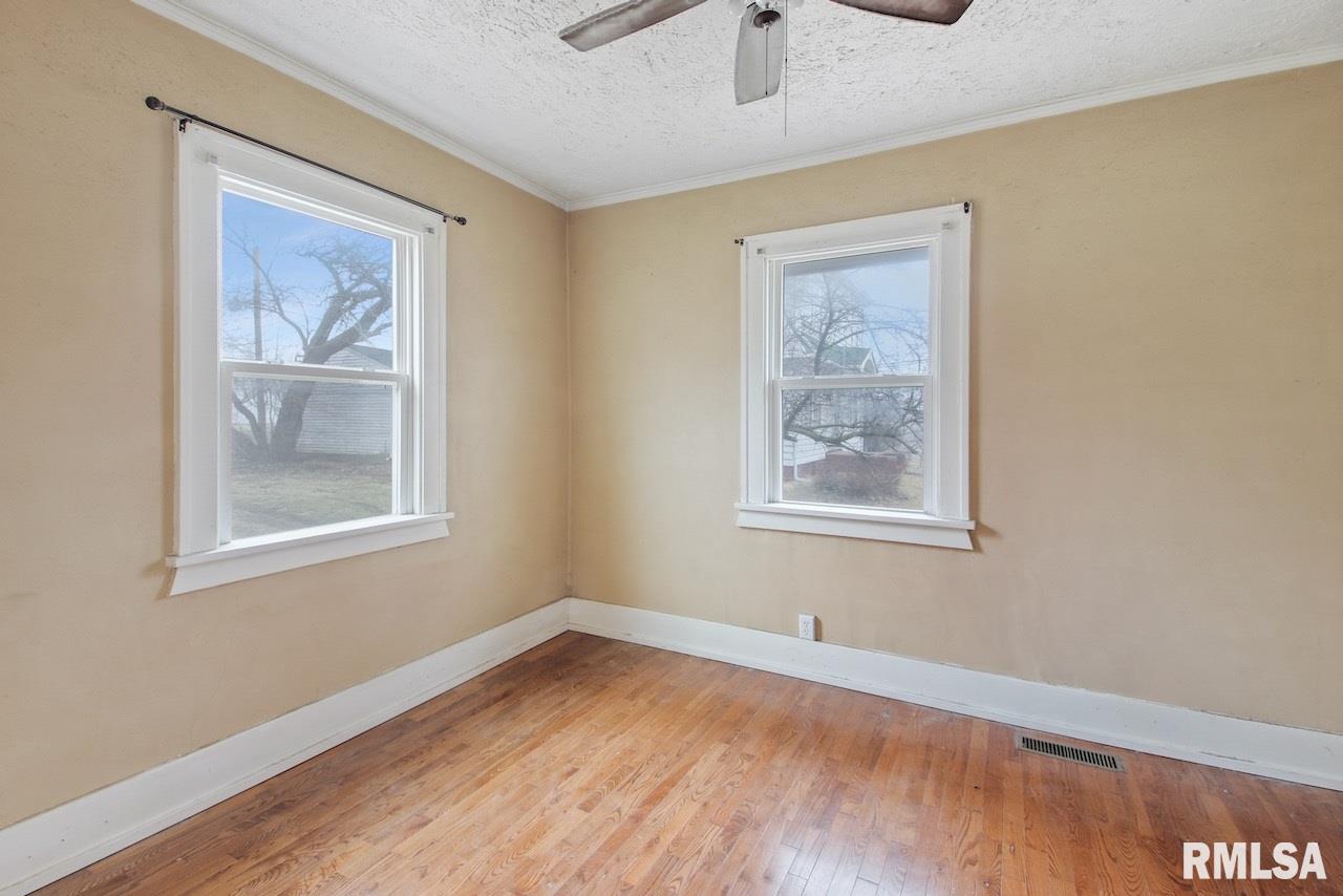 3822 North Prospect Road Peoria, IL 61603 - Photo 10 of 15 Gallery Image 10