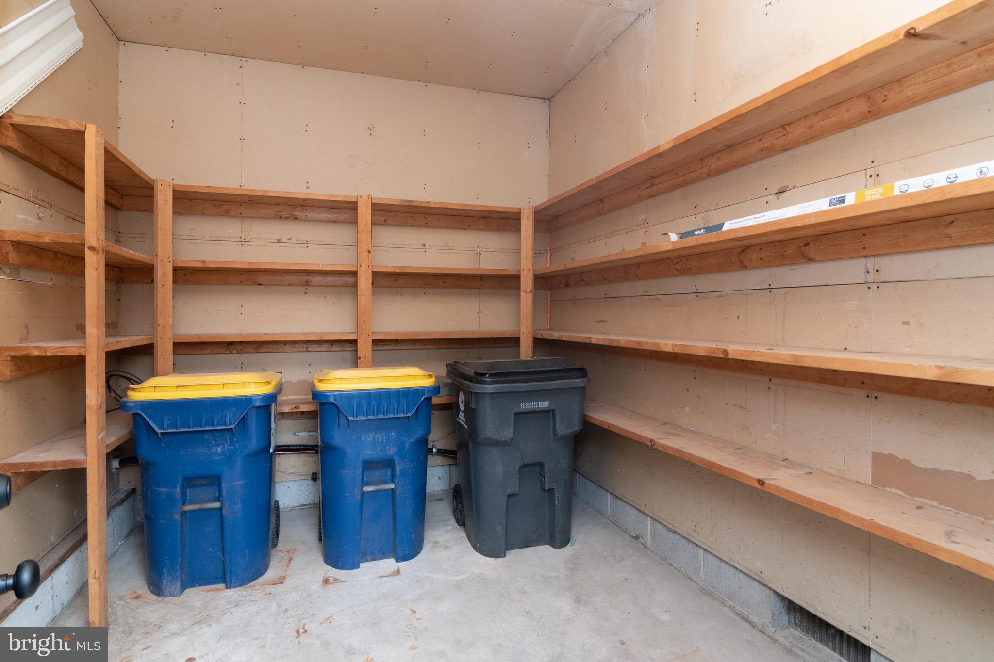 105 East Adams Street Georgetown, DE 19947 - Photo 49 of 49 a room with furniture