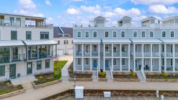 $1,049,000 | 152 Mariners Cove, St. Joseph, MI 49085