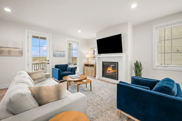 $1,049,000 | 152 Mariners Cove, St. Joseph, MI 49085