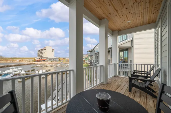 $1,049,000 | 152 Mariners Cove, St. Joseph, MI 49085