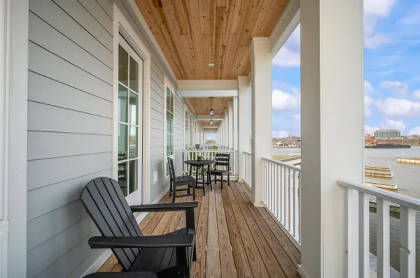 $1,049,000 | 152 Mariners Cove, St. Joseph, MI 49085