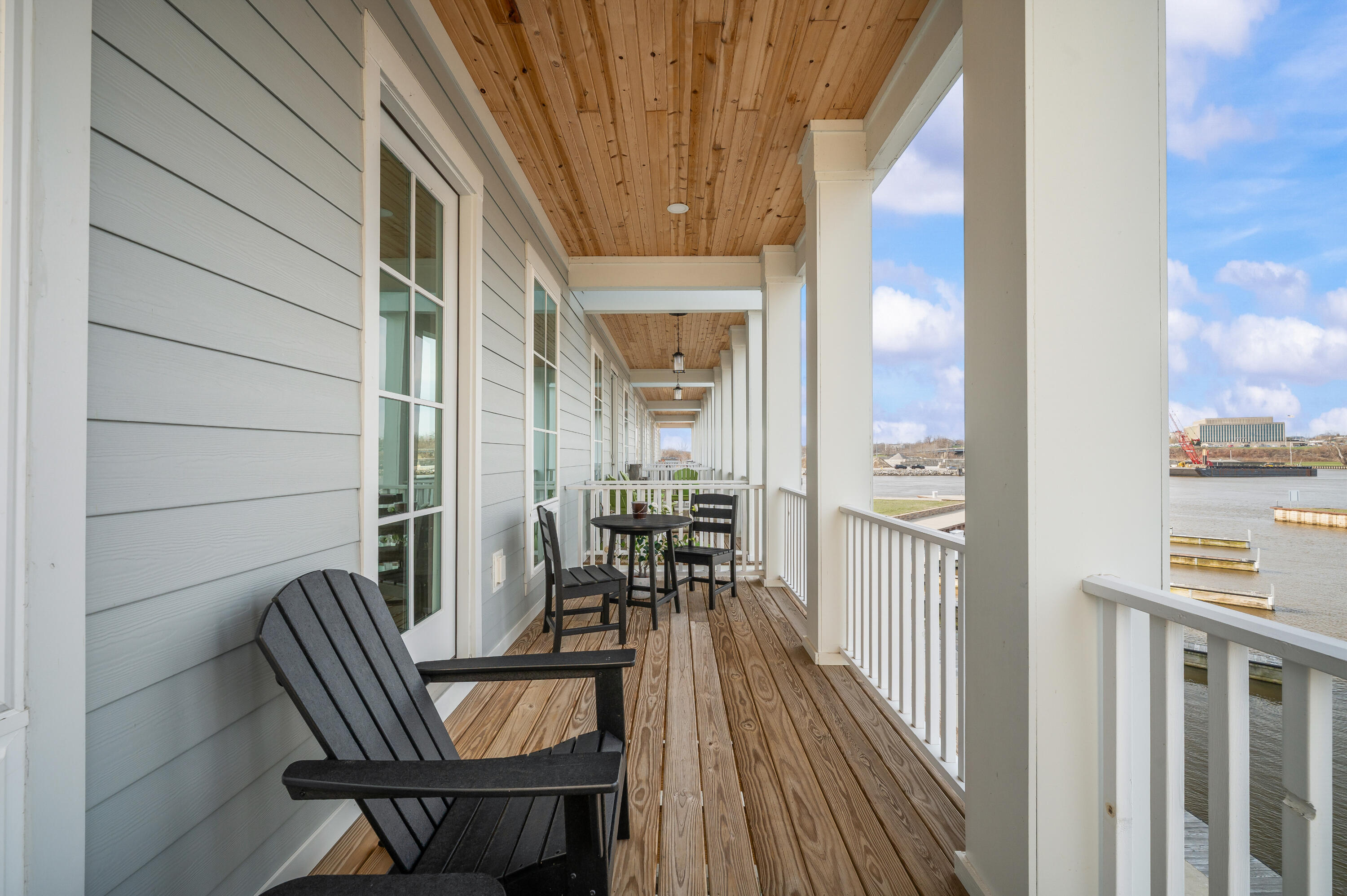 152 Mariners Cove St. Joseph, MI 49085 - Photo 17 of 53 21DSC_5465