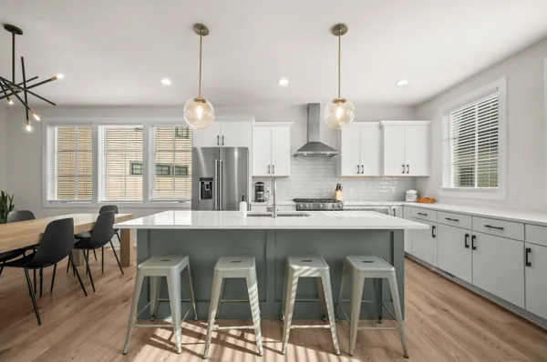 $1,049,000 | 152 Mariners Cove, St. Joseph, MI 49085