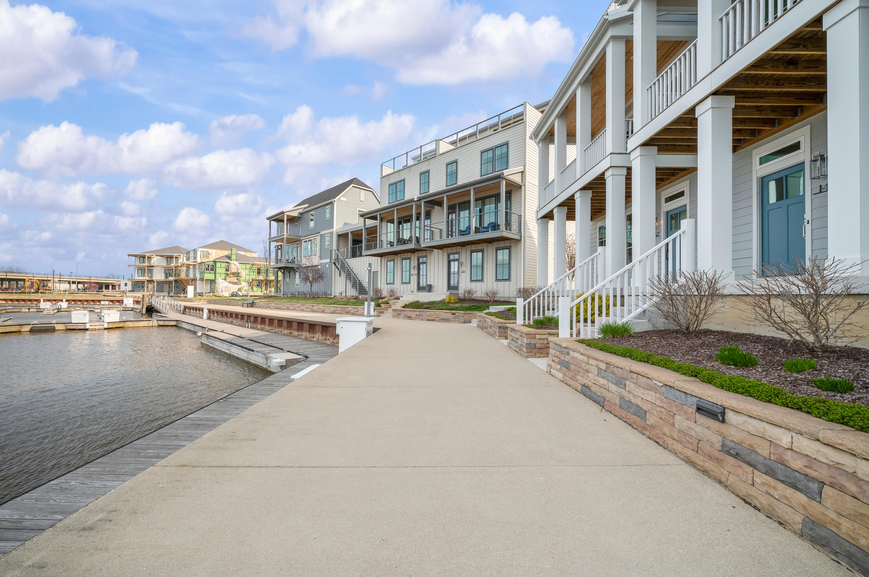 152 Mariners Cove St. Joseph, MI 49085 - Photo 3 of 53 04DSC_5654