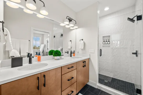 $1,049,000 | 152 Mariners Cove, St. Joseph, MI 49085