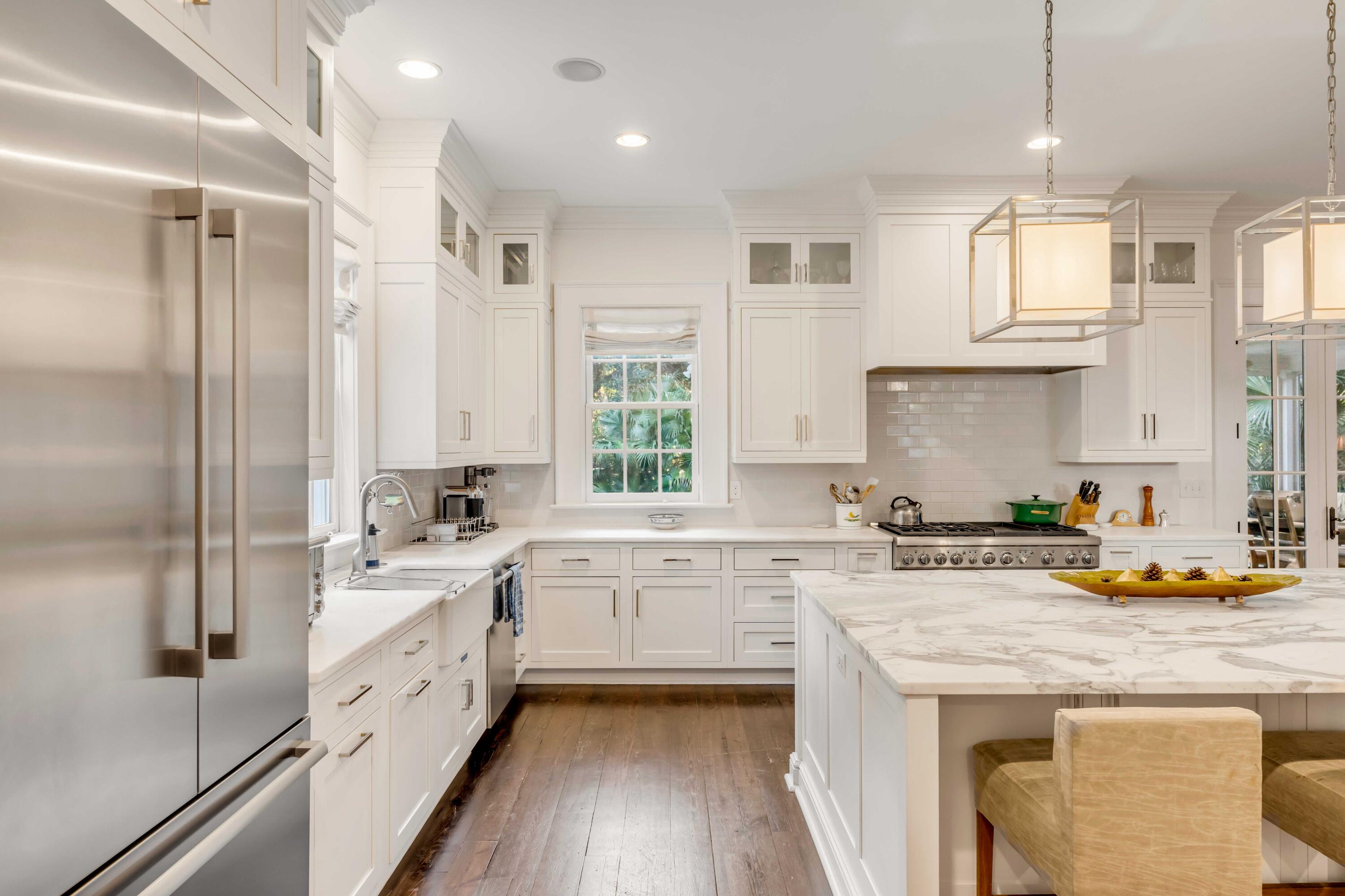 39 Isle Of Hope Road Mount Pleasant, SC 29464 - Photo 31 of 70 Kitchen