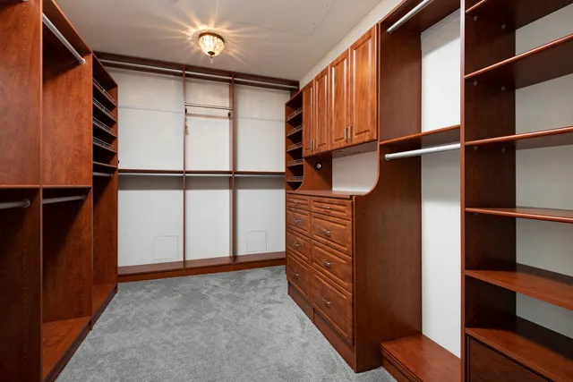 $2,100,000 | 21 East Huron Street, Unit 4701, Chicago, IL 60611