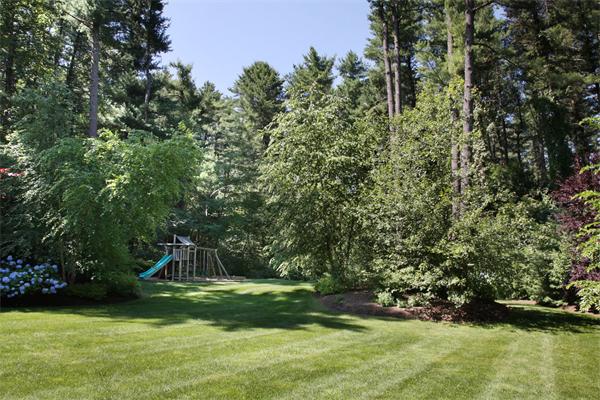 47 Pinecroft Road Weston, MA 02493 - Photo 12 of 12