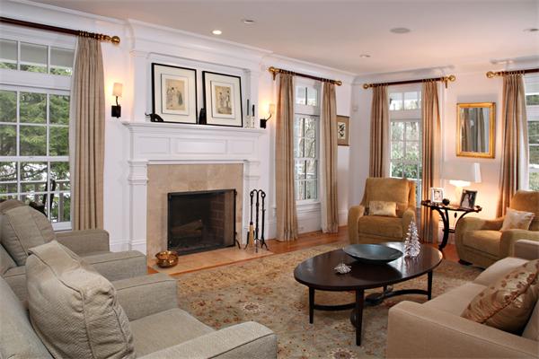 47 Pinecroft Road Weston, MA 02493 - Photo 3 of 12