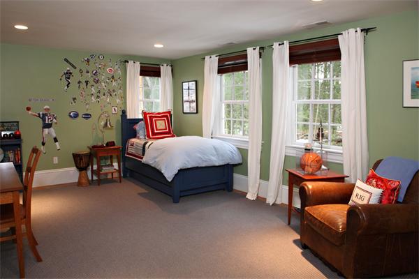 47 Pinecroft Road Weston, MA 02493 - Photo 9 of 12