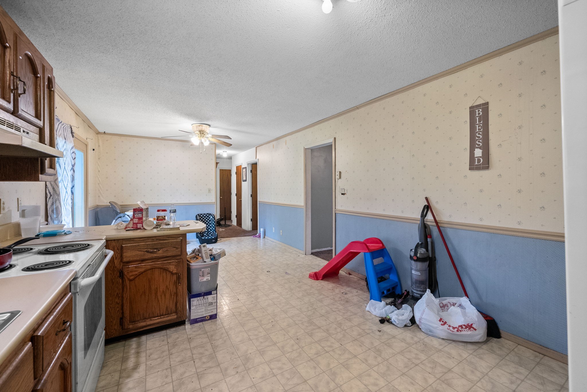 511 Ruby Drive Clarksville, TN 37040 - Photo 11 of 25 a bed room with a bed and a couch