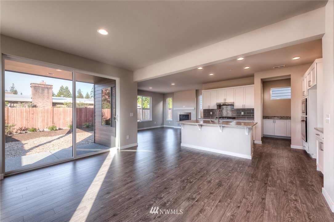 109 198th Street Southeast, Unit 9 Bothell, WA 98012 - Photo 8 of 14 Gallery Image 8