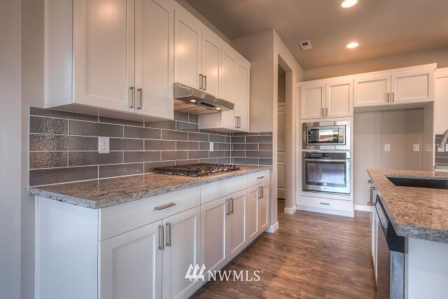 109 198th Street Southeast, Unit 9 Bothell, WA 98012 - Photo 9 of 14 Gallery Image 9
