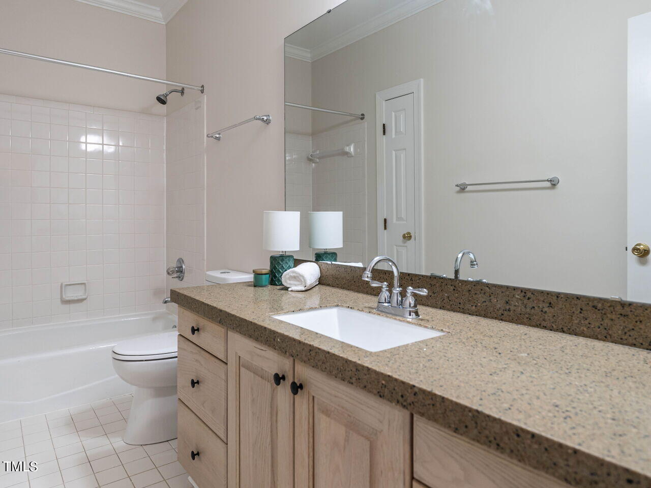 4612 Thendara Way Raleigh, NC 27612 - Photo 26 of 34 026-1280x960-bathroom